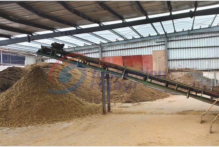 上海某奶牛場牛糞處理1.5m帶式壓濾機(jī)安裝現(xiàn)場